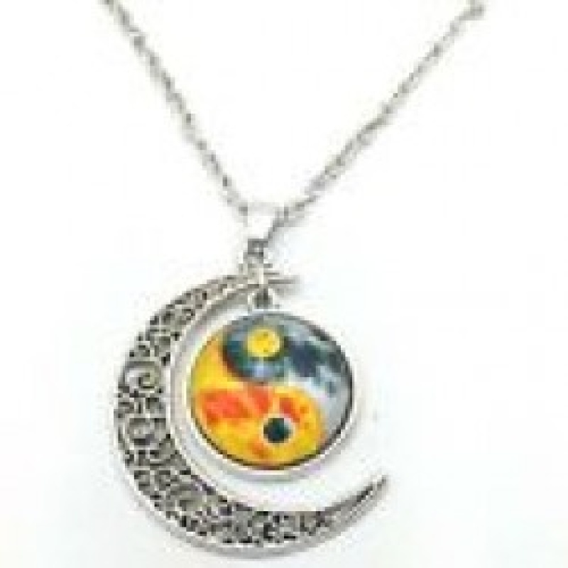 YIN AND YANG SPELL INFUSED PENDANT TO HELP STRENGTHEN A RELATIONSHIP