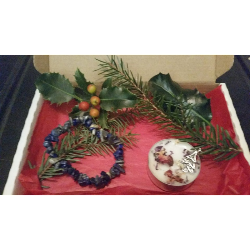 Yule Box for Lapis Lazuli Bracelet and Yule Blessings, Harmony & Peace