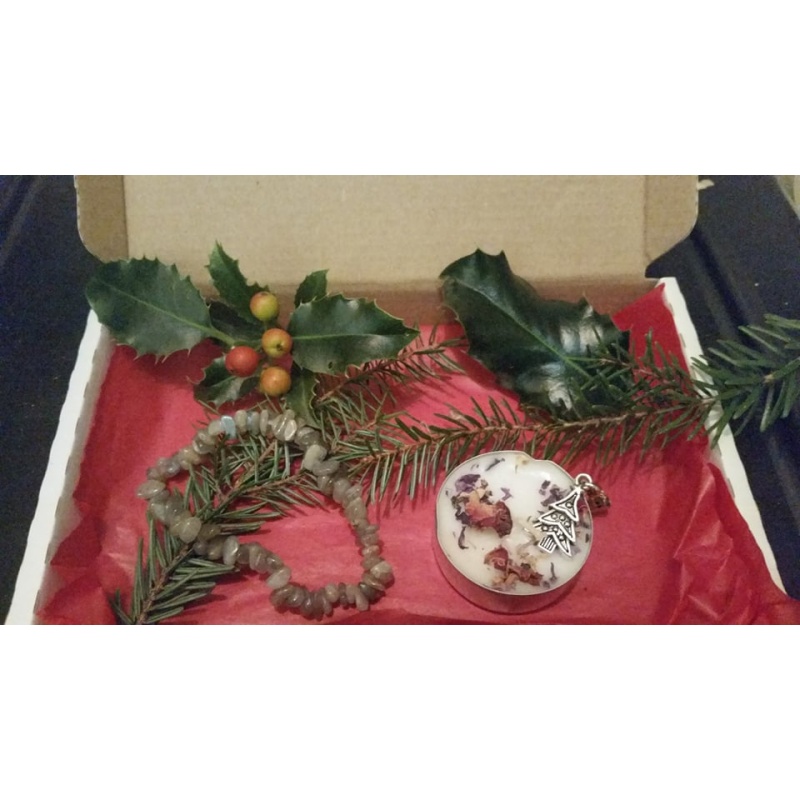 Yule Box for Labradorite bracelet and Yule Blessings, Harmony & Peace