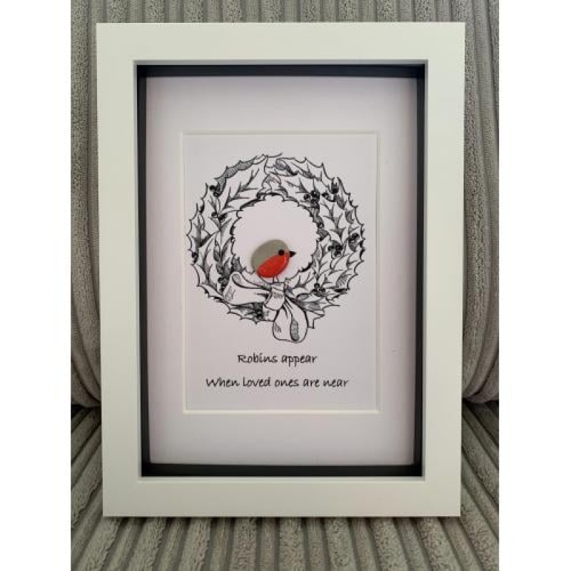 Robin Pebble pictures - Wreath