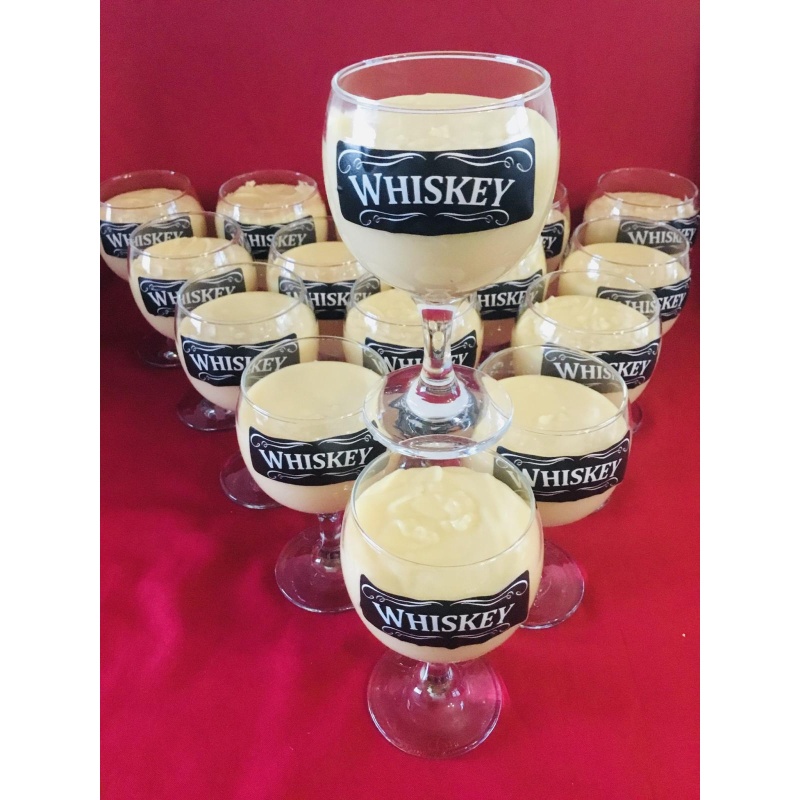 GLASS OF WHISKEY FLAVOURED FUDGE