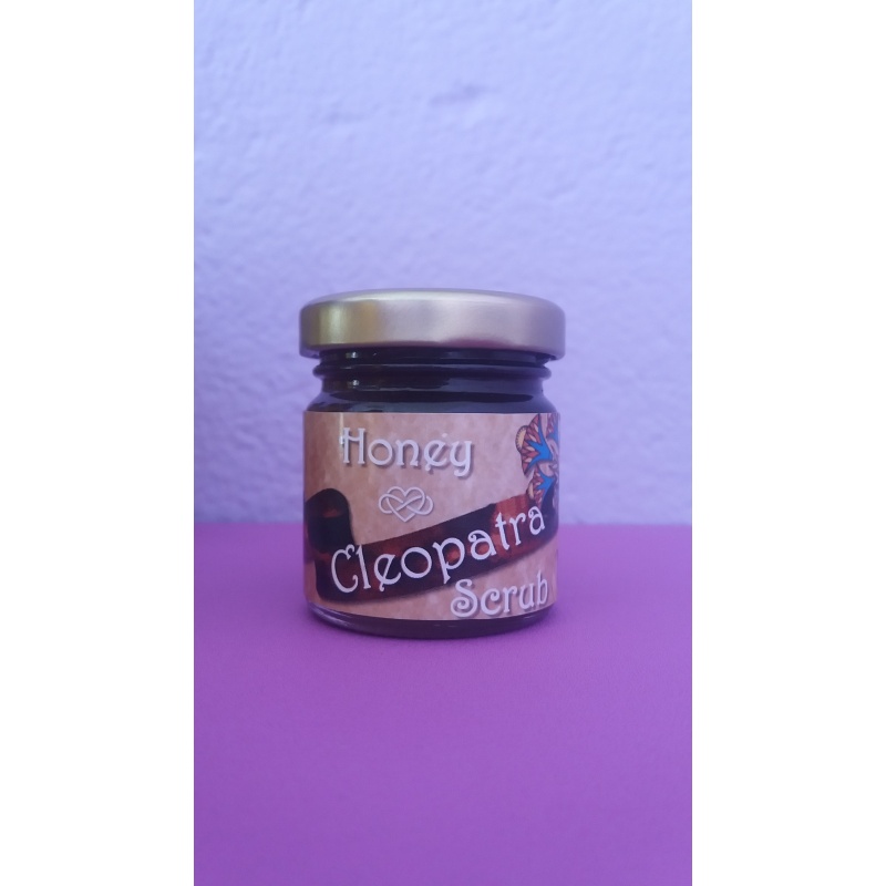 Cleopatra's Homemade Natural Facial Mask Scrub: Unveil Your Inner Beauty with Ancient Elegance