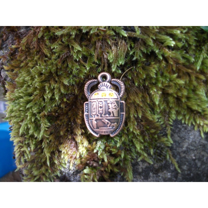 bMystic Egyptian Scarab Pendant