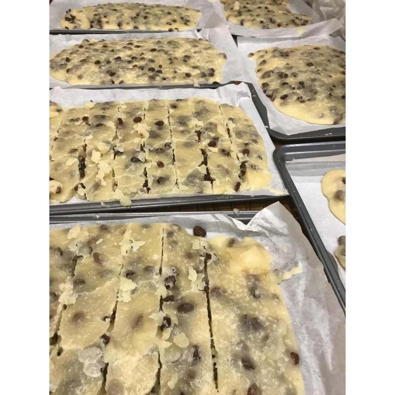 RUM AND RAISIN, DAIRY FREE/VEGAN FUDGE 200g