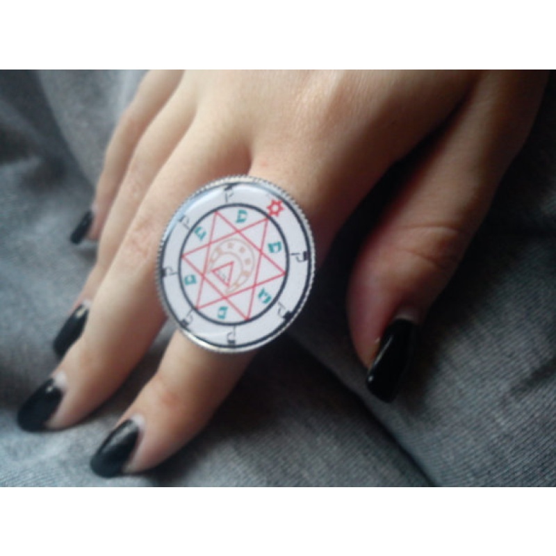 Gambler's Lucky Adjustable Ring - Your Gateway to Favorable Fortunes and Fast Money